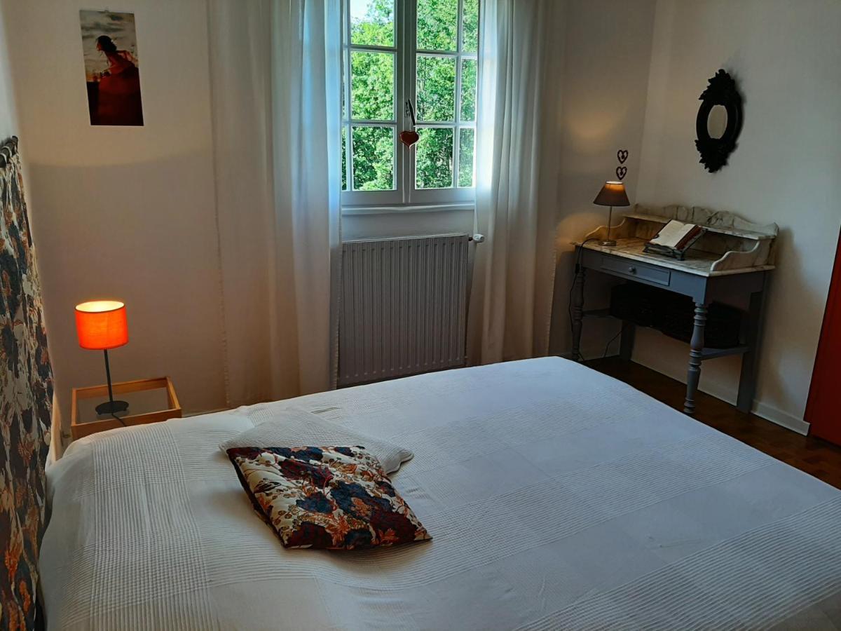 Chambre Soignee Et Accueillante A La Campagne - Ch Rouge L'Honor-de-Cos Bagian luar foto